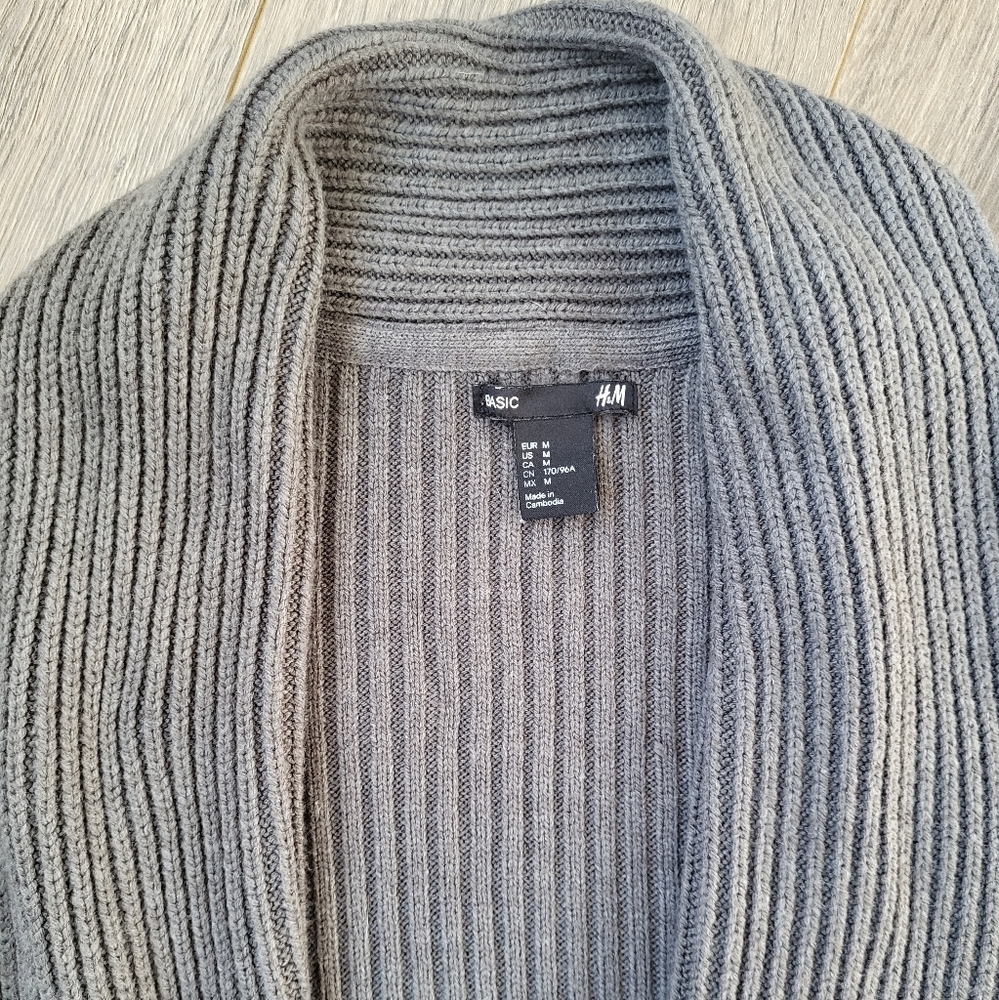 H&M Basic Sweater Gray {Medium} - image 2